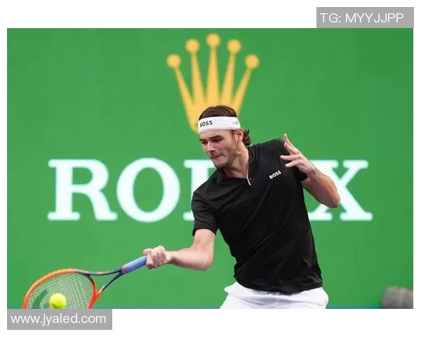 上海网球队状态揭秘：网球巨献背后的训练与挑战分析